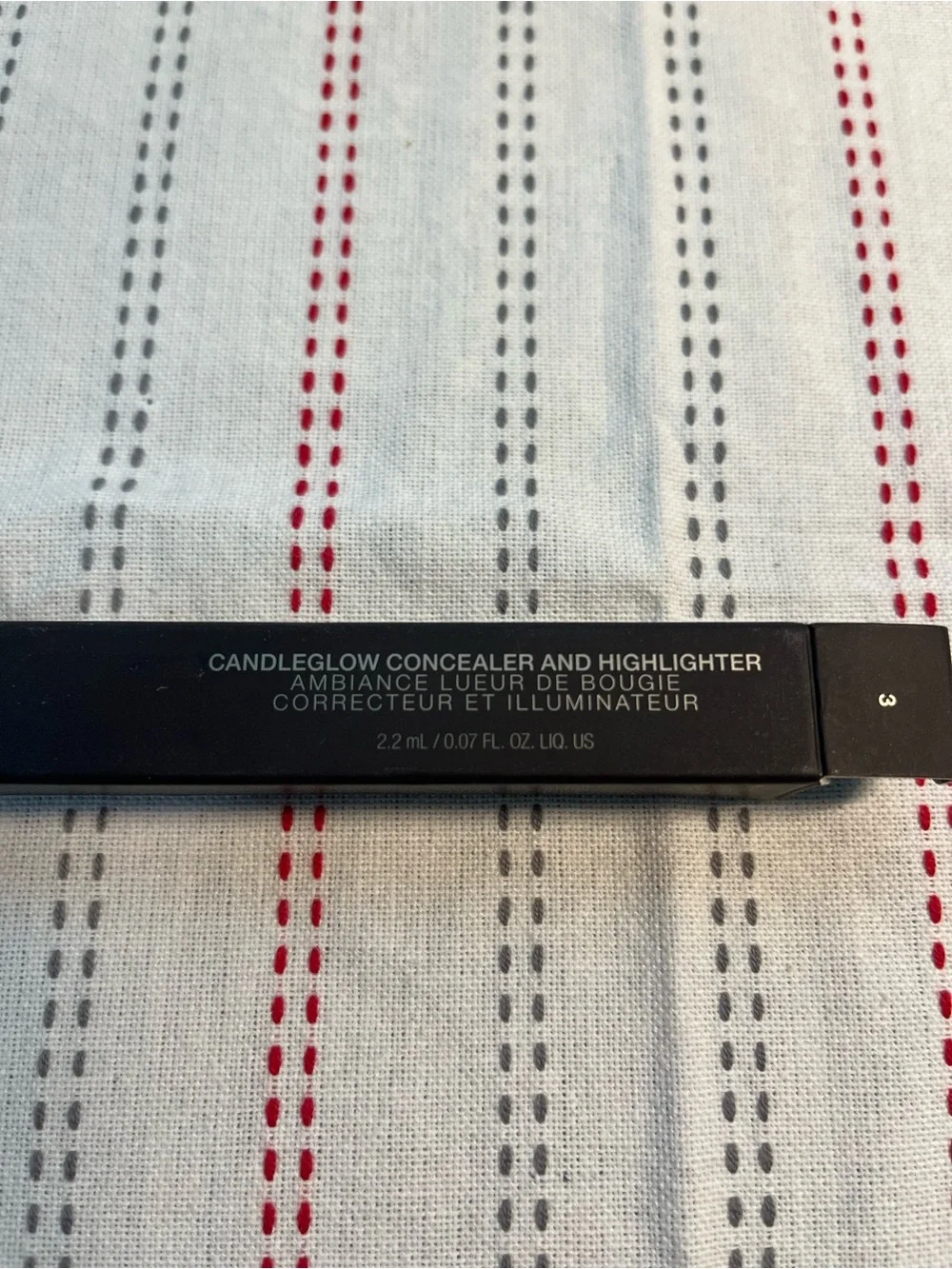 laura mercier CandleGlow Concealer & Highlighter - Shade 3